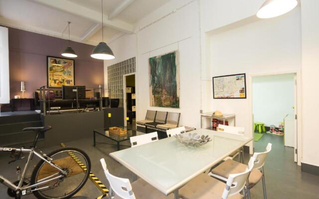 Large & Relaxing loft in Alfama