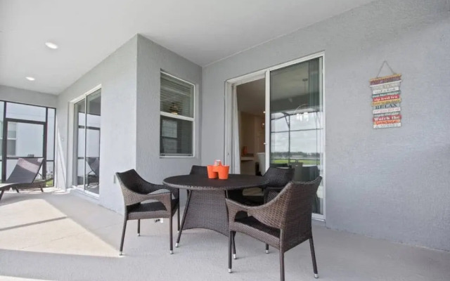 Stunning Home Private Pool Great Location