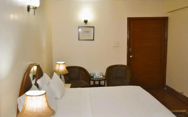 Pak Continental Hotel