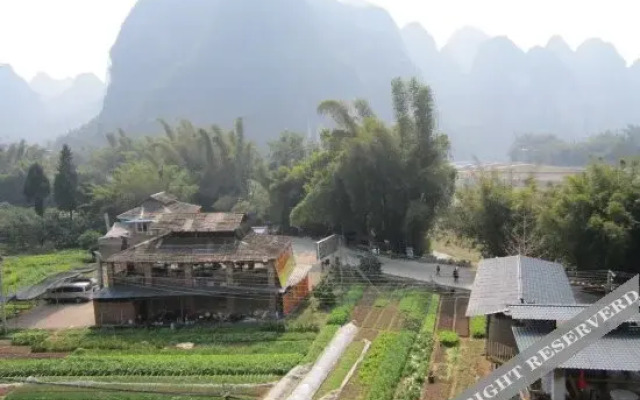 Jiangjing People Inn
