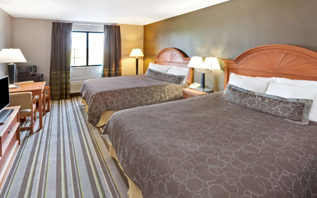 Super 8 by Wyndham South Bend