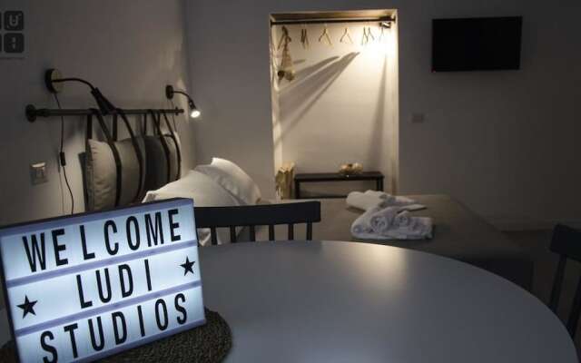 Ludi Studios B&B