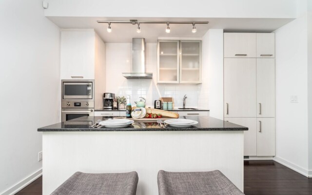 Applewood Suites - Financial District
