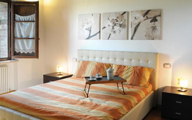 Si-i877-sp3714at - La Capanna di Franca 6 2