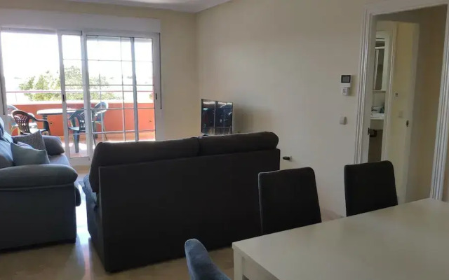 2 Bedroom 2 Bedroom Apartment With Swimming Pool