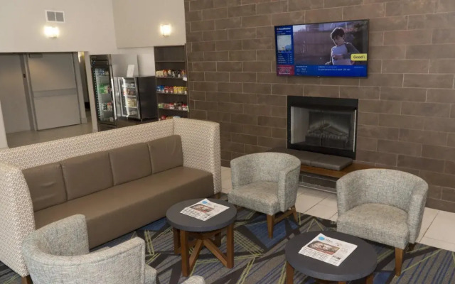 Holiday Inn Express Hotel & Suites Madison by IHG