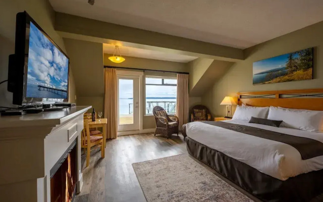 Sidney Waterfront Inn & Suites