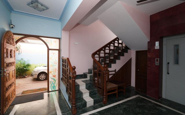 Lloyds Guest House Krishna Street - T Nagar