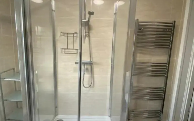 Reading 3 bedroom