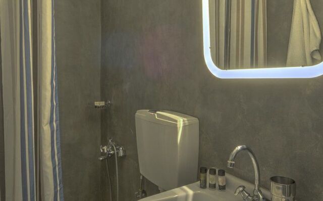 Aria Plaka Residence