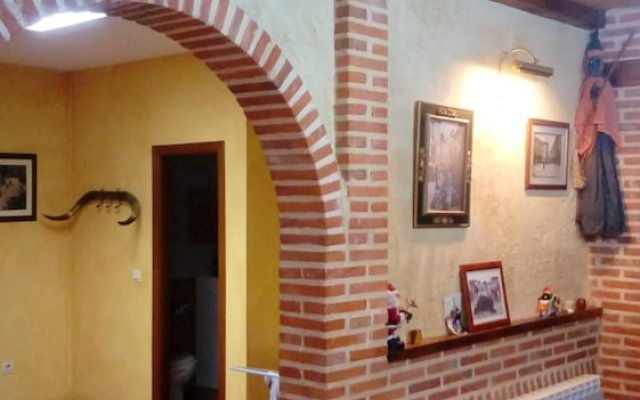 House With One Bedroom In Tordesillas, With Wifi