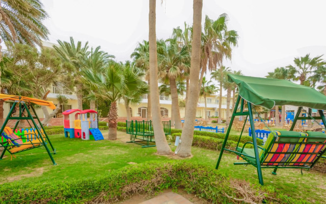 Royal Star Empire Beach Resort