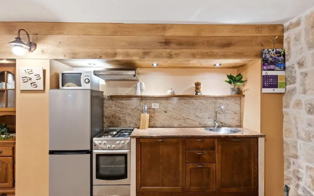 Beautiful Villa in Selca with Private Swimming Pool