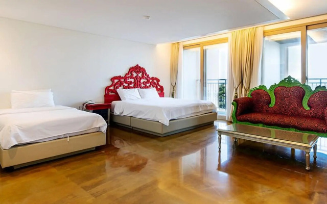 Boutique Villa De Aewol