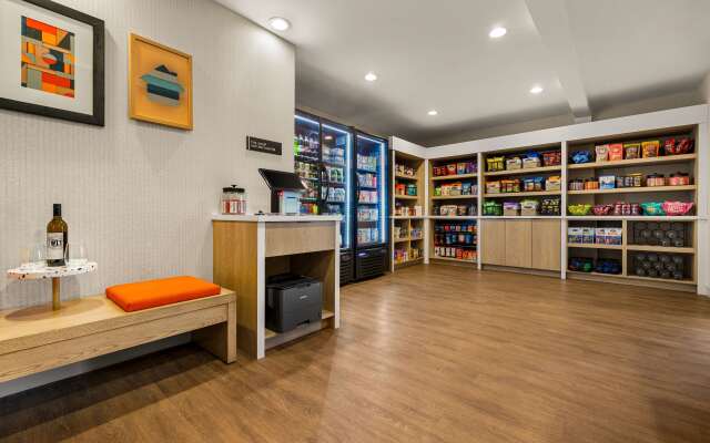 Sonesta Simply Suites Irvine East Foothill