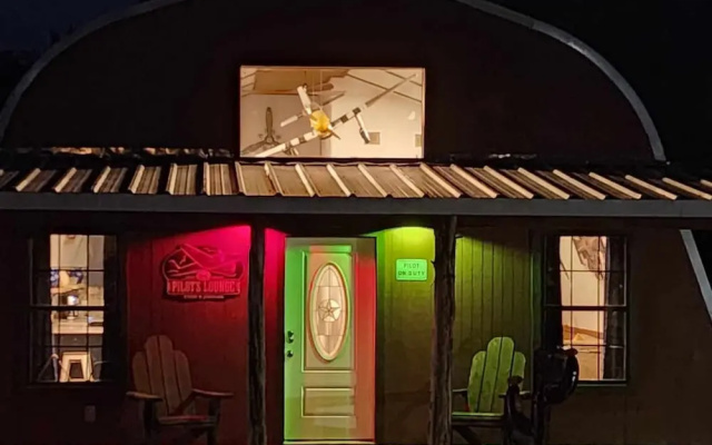 Terracotta Oasis - Wimberley for 30 Guests