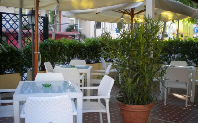 Hotel Nova Dhely
