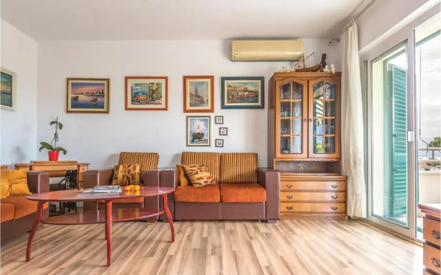 Apartment Makarska with Sea View 5