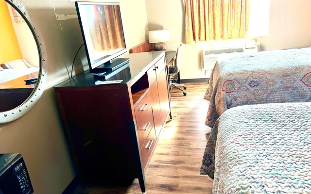 Econo Lodge San Antonio near SeaWorld - Medical Center