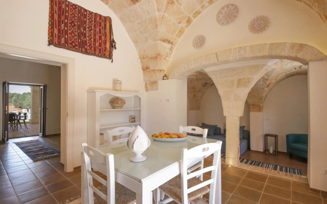 TD Villa Ricchiari Traditional Villa With Designer Pool