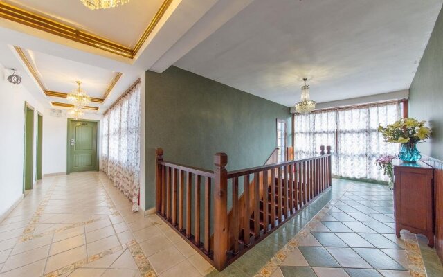 Lugu Lake Love Inn