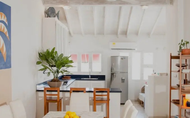 2Br Apartment In The Walled City