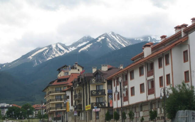 Tzanev Apartments - Bansko