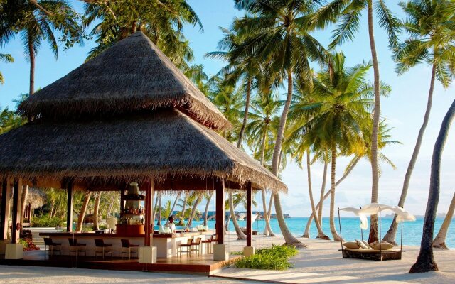 Shangri-Las Villingili Resort and Spa Maldives