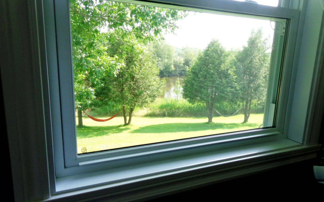 Motel Des Deux Lacs Inc