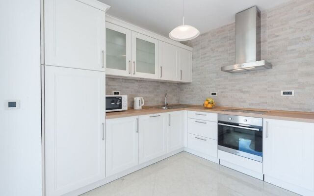 Apartment Maro Bayview