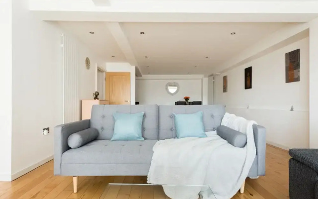 Platinum Apartment next to London Bridge 9995
