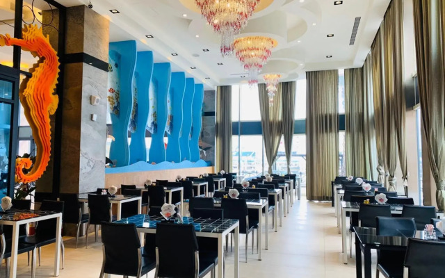 Ocean Hotel
