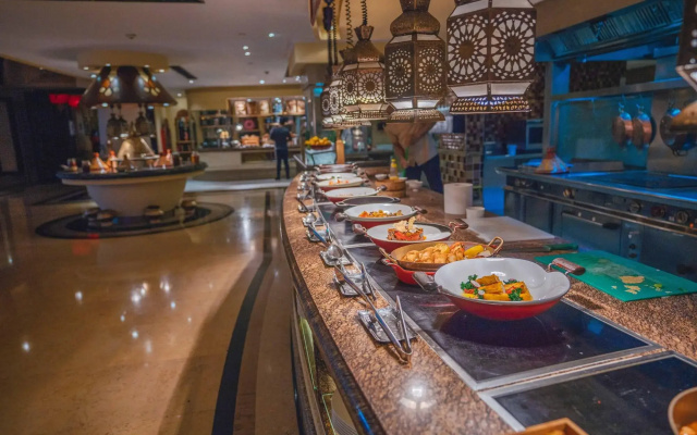 Shangri-La  Apartments Qaryat Al Beri