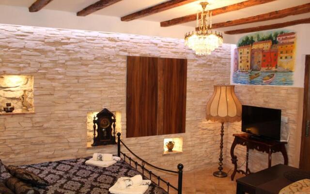 Rooms da Angelica old city 2