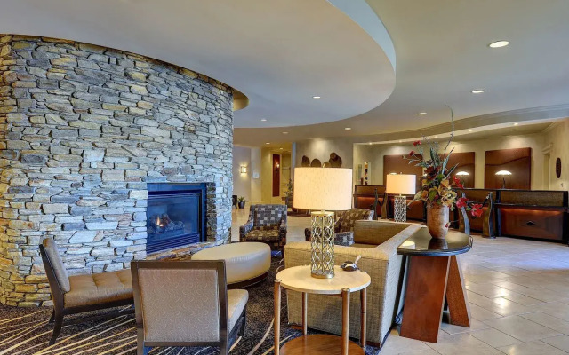 Eden Resort and Suites, BW Premier Collection