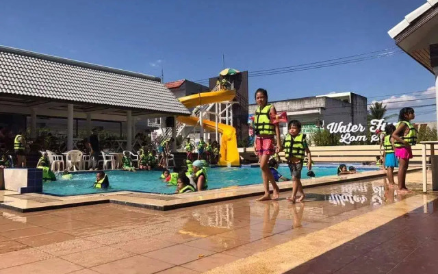 Nattirat Grand Hotel