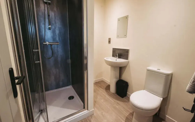 The Royal Bar & Shaker