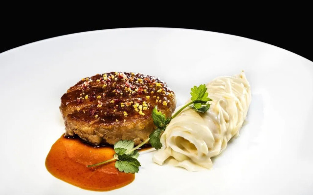 The One Monumental Palace