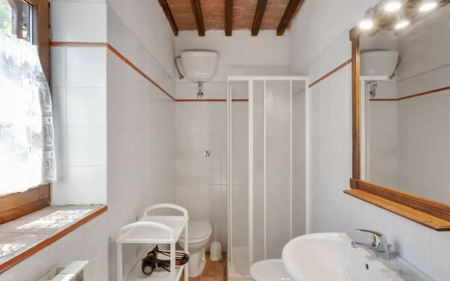 Lavish Holiday Home in Volterra With Pool