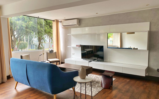 Luxury 2BR in Blas Cerdeña, San Isidro