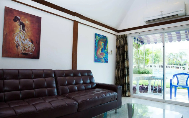 Castle Howchow Beach Resort Hotel