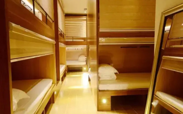 Shenzhen Port Apartment
