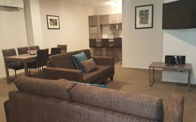 Ramada Hotel & Suites Queenstown Remarkables Park