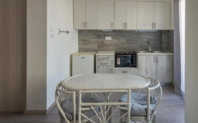 Lovely Studio Apartment for 2 Ppl in Athens (Adults Only)