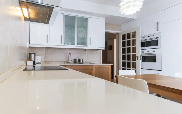 Almirante Terrace by Homing