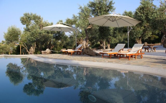 The Infinity 180 Luxury Suites - Adults Only