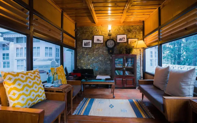 Bhikampur Lodge By Howard