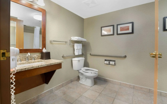 Comfort Inn Iron Mountain North