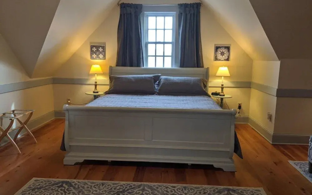 Touchstone Manor
