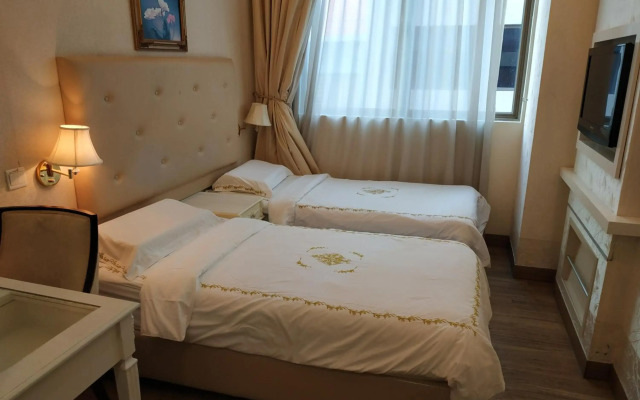 Jayleen 1918 Hotel